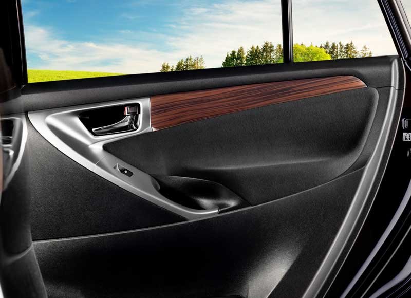 Toyota Innova Crysta toyota innova crysta